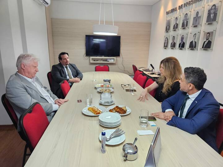 ANPT recebe visita de representantes do instituto Mosap para debater pauta de interesse direto de aposentados e aposentadas