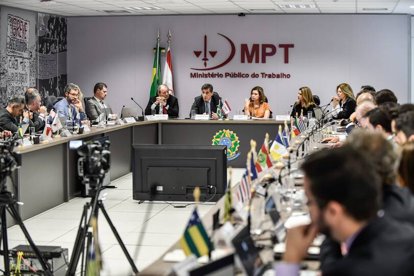 ANPT participa da abertura de reunião nacional com procuradores-chefes e procuradoras-chefas do MPT