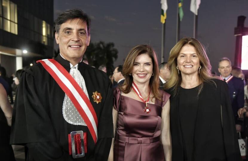 Associada da ANPT Ileana Neiva Mousinho recebe comenda do TST por trajetória profissional