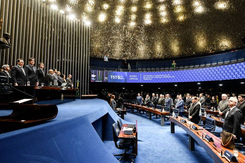 Diretora de Comunicação da ANPT participa de sessão solene pelos 80 anos do TST