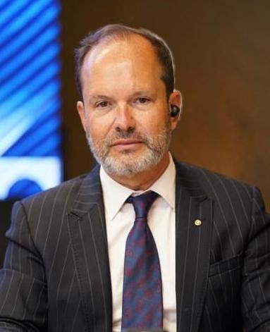 ANDRE LUIS ROYER SPIES