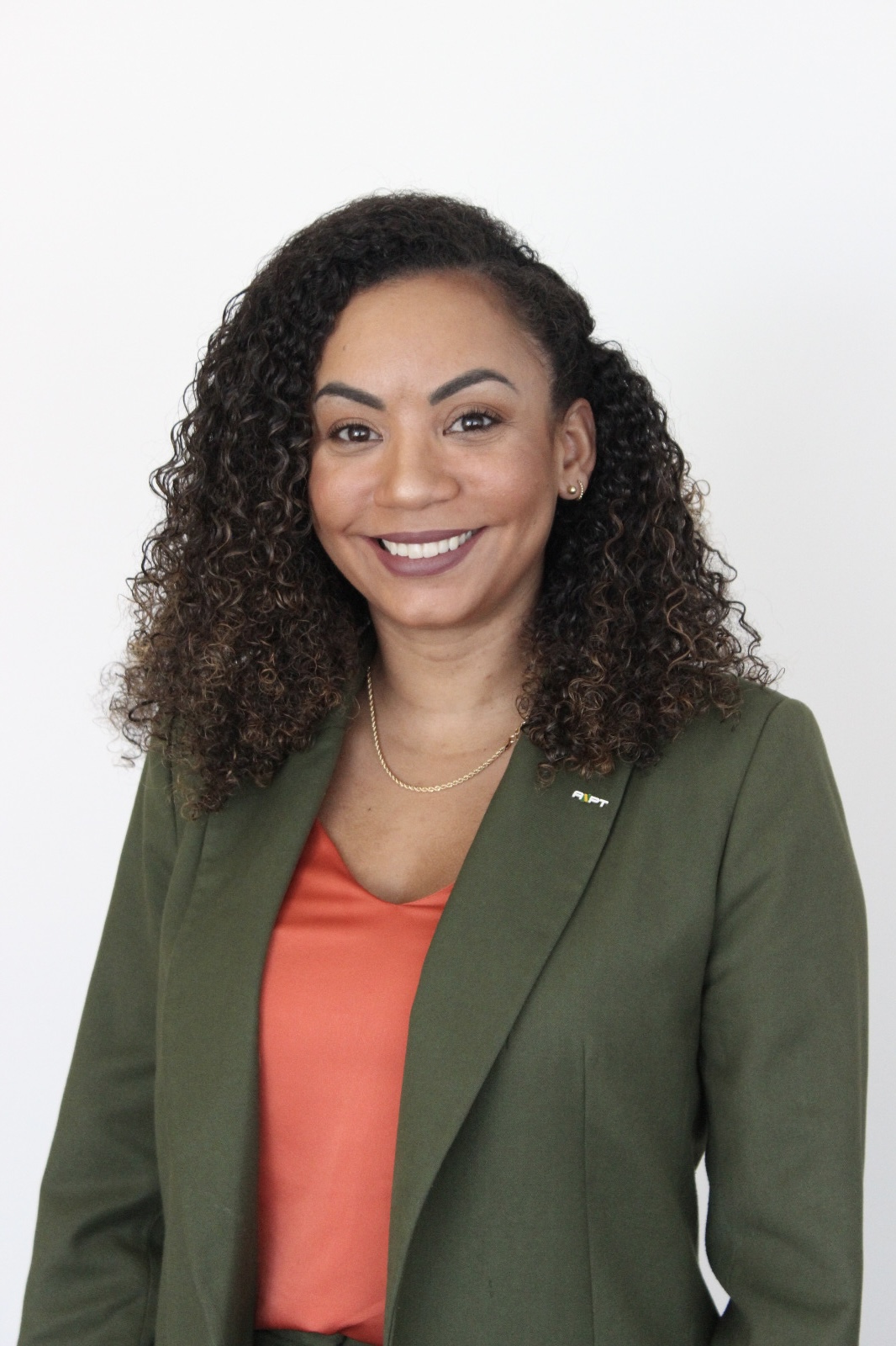 JULIANA DE OLIVEIRA GOIS