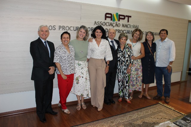 ANPT recebe visita de associadas aposentadas e de associados aposentados de Brasília